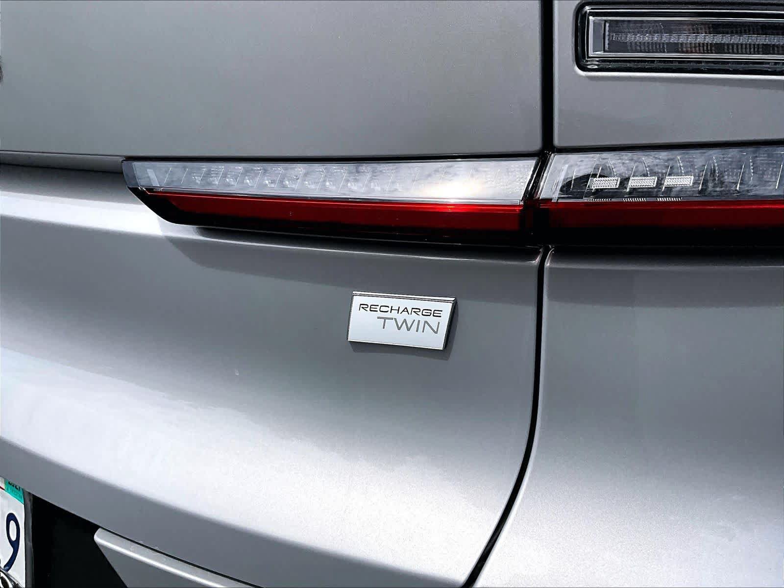Used 2023 Volvo C40 P8 Recharge Ultimate AWD/4WD image 11