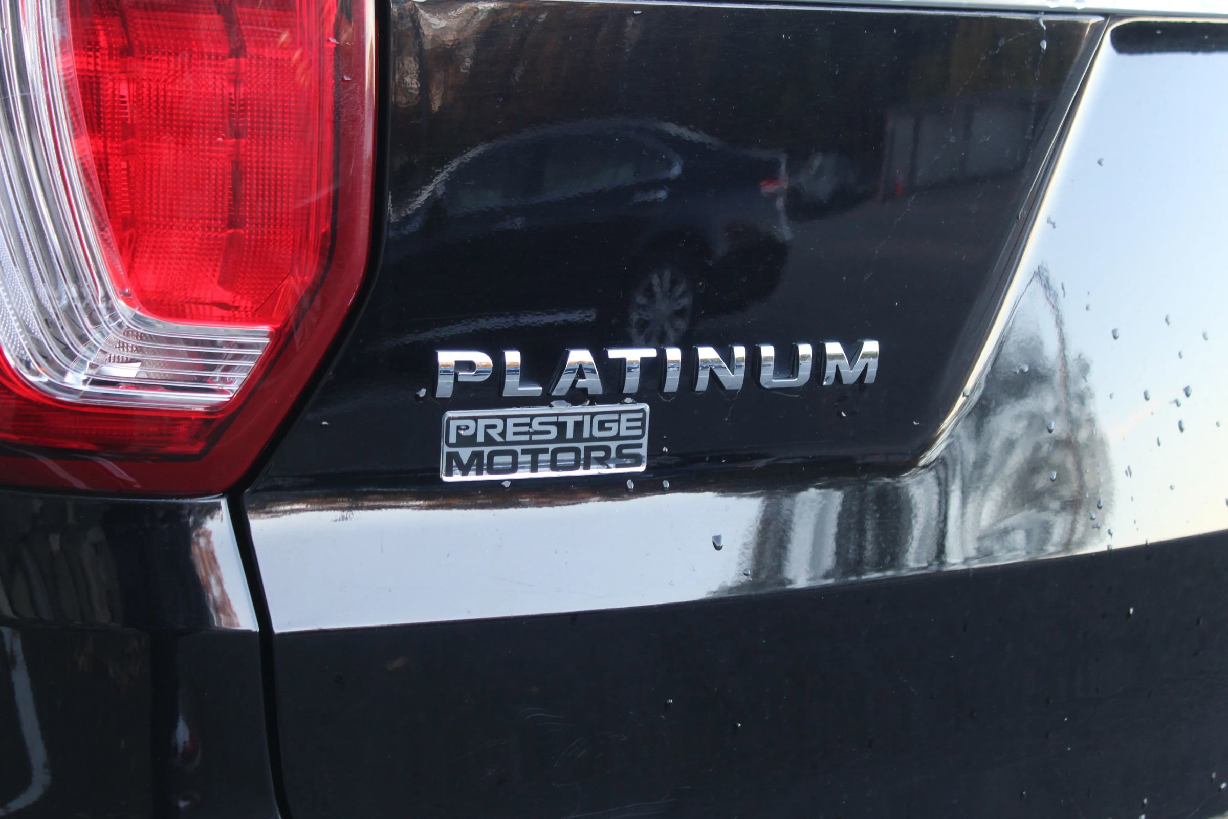 Used 2016 Ford Explorer Platinum image 52