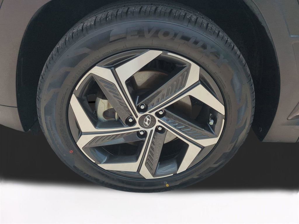 Used 2023 Hyundai Tucson Limited FWD image 11