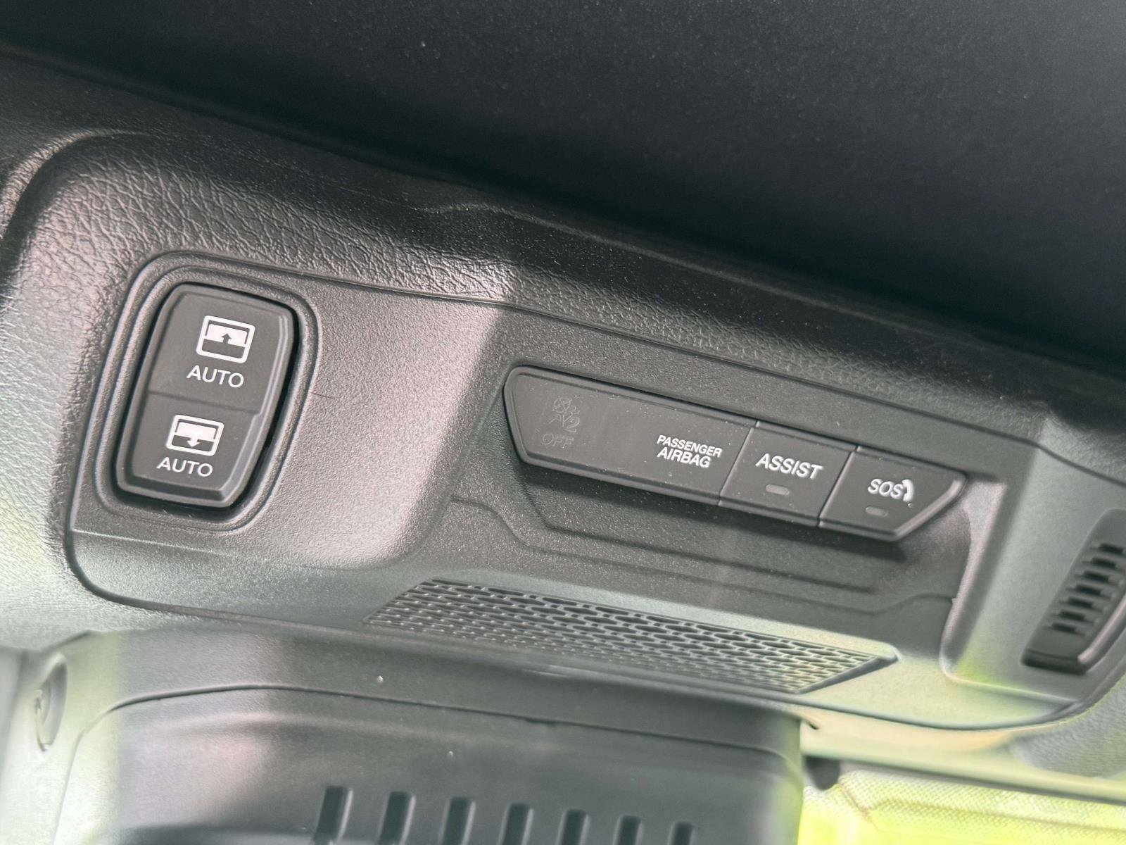 Used 2024 Jeep Wrangler High Altitude AWD/4WD image 10