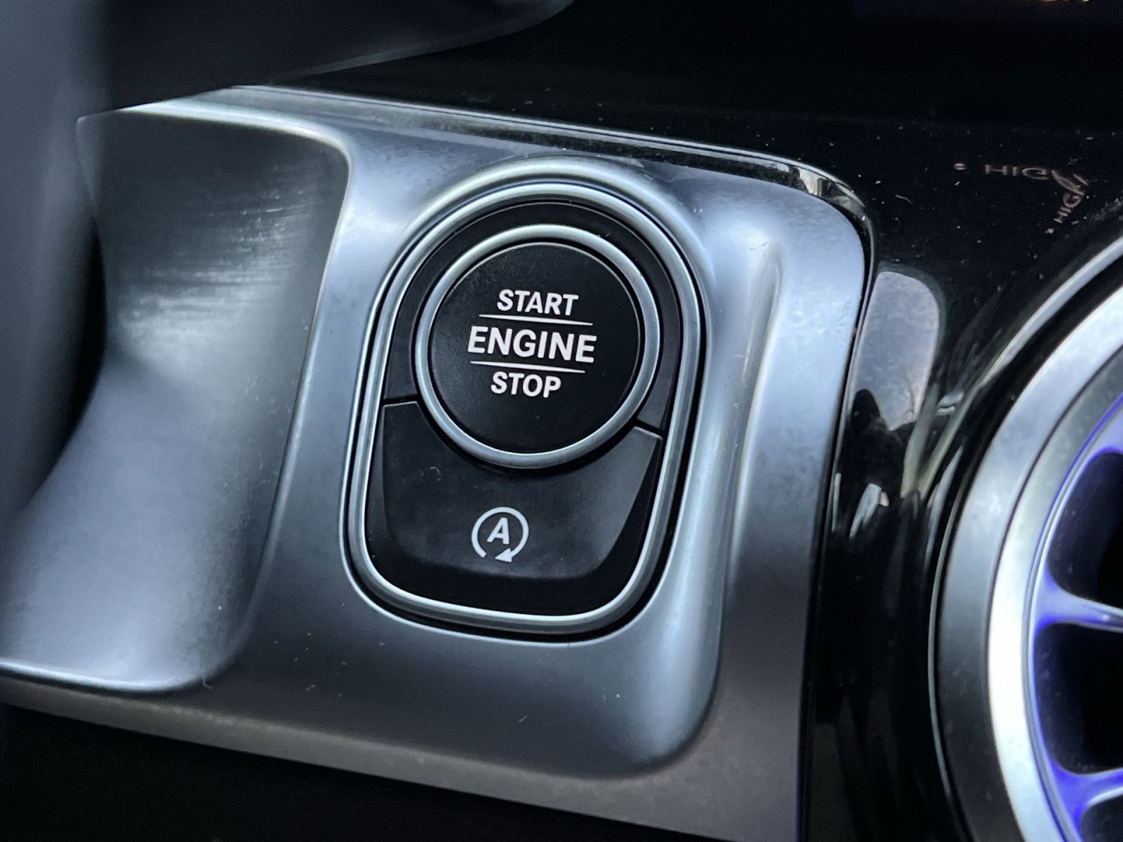 Certified 2021 Mercedes-Benz GLB 250 image 30