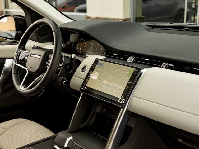 New 2024 Land Rover Discovery Sport S AWD/4WD image 29