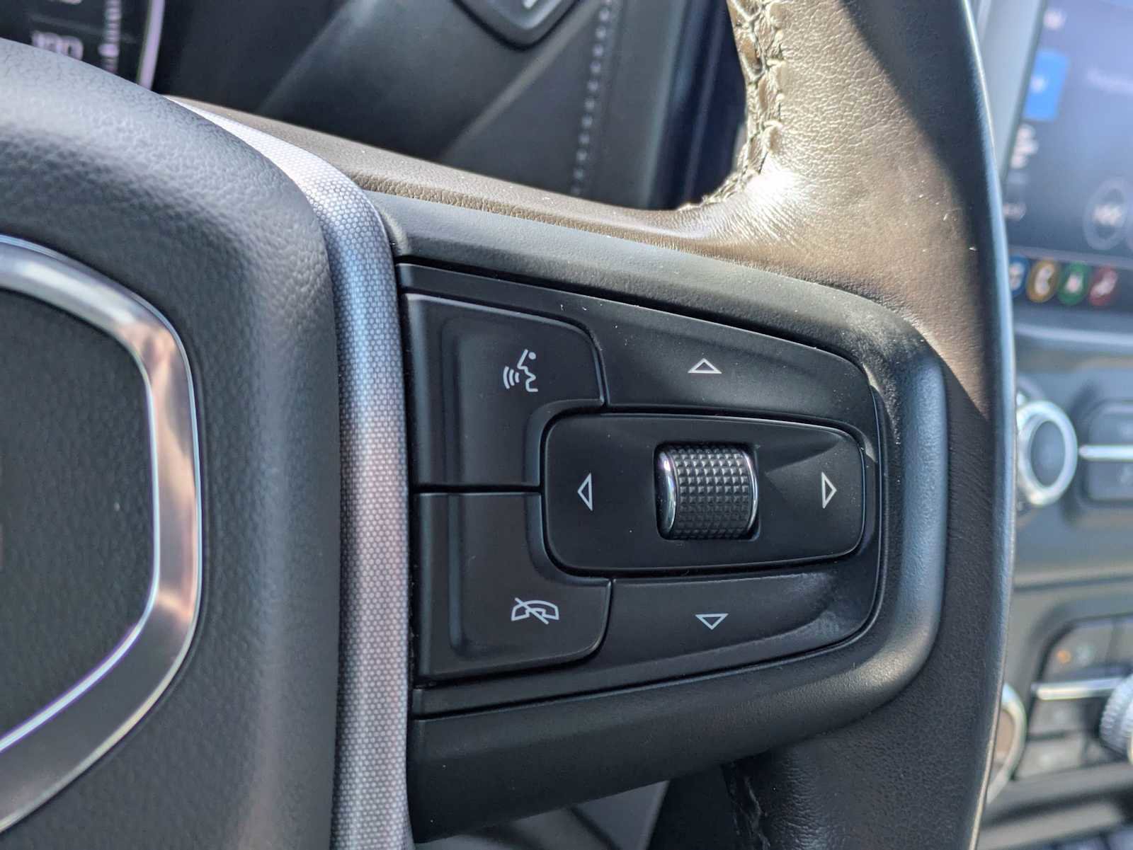 Used 2019 GMC Sierra 1500 SLT w/ SLT Convenience Package AWD/4WD image 27