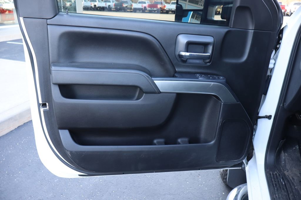 Used 2016 Chevrolet Silverado 2500 LT w/ LT Convenience Package AWD/4WD image 16