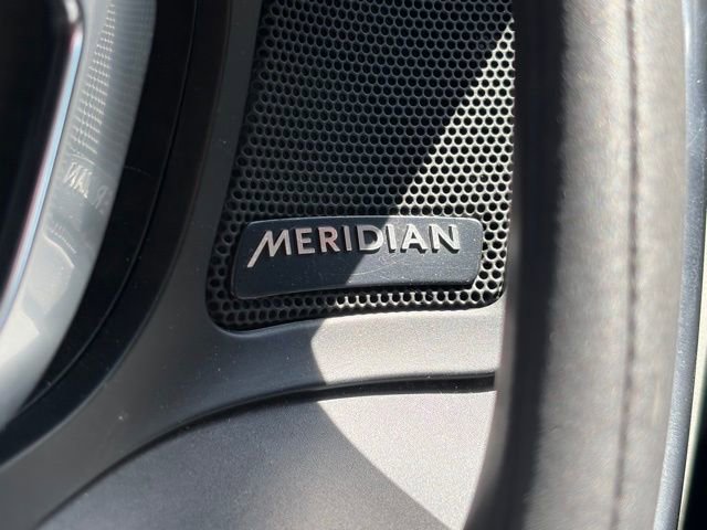 Used 2017 Land Rover Discovery Sport SE image 13