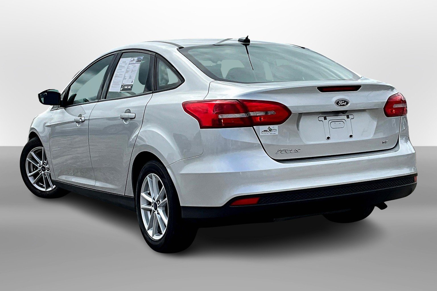 Used 2018 Ford Focus SE FWD image 10