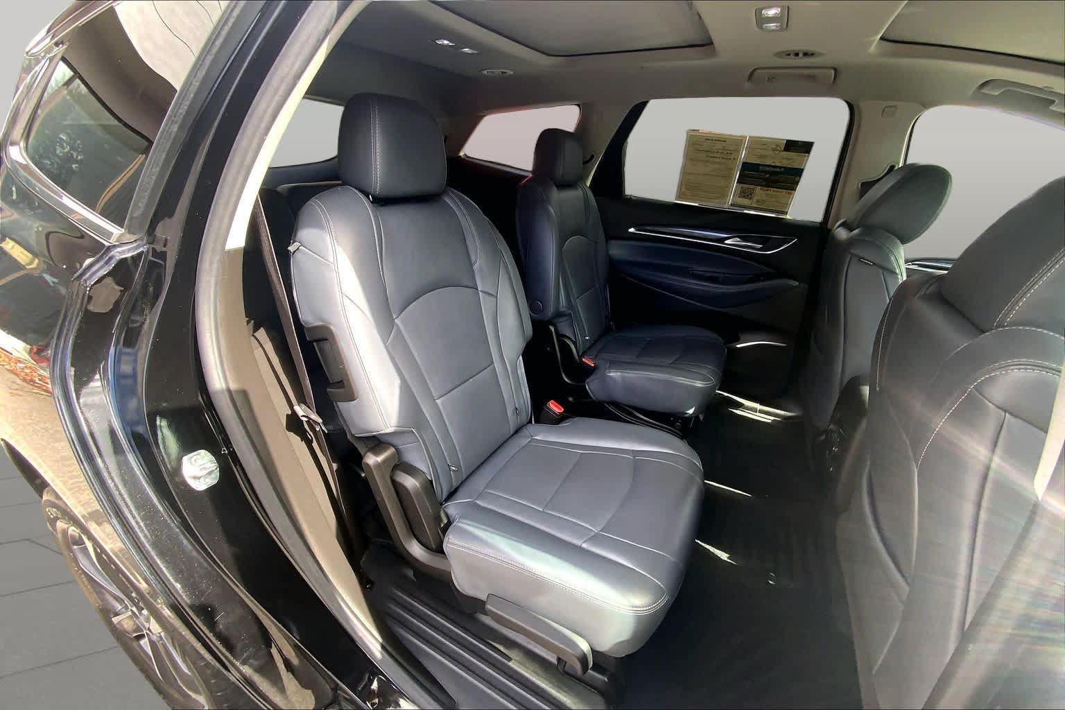 Used 2021 Buick Enclave Essence w/ Sport Touring Edition AWD/4WD image 18