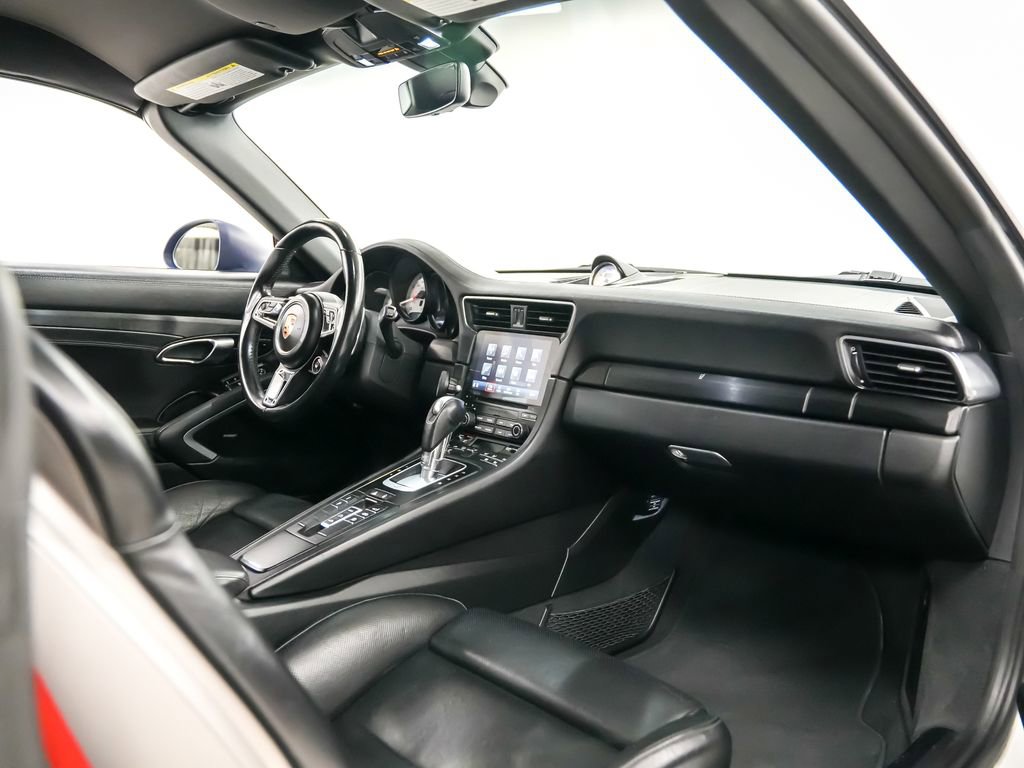 Certified 2019 Porsche 911 Carrera GTS image 14
