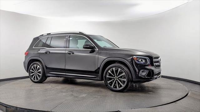 Used 2021 Mercedes-Benz GLB 250 w/ Premium Package image 11