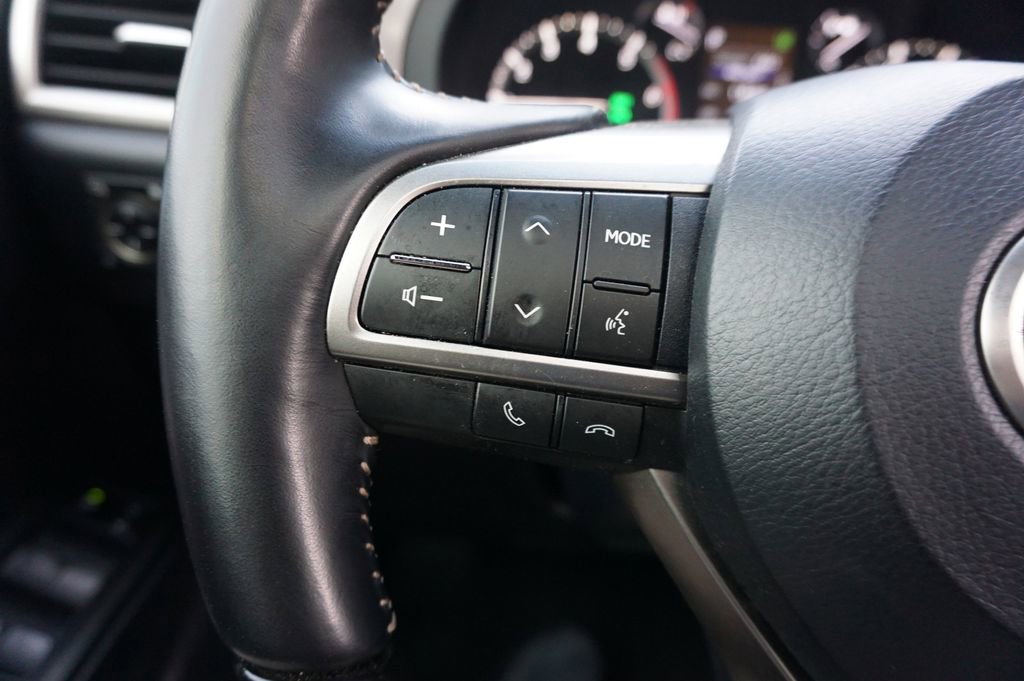 Used 2023 Lexus GX 460 Premium w/ Premium Package image 8