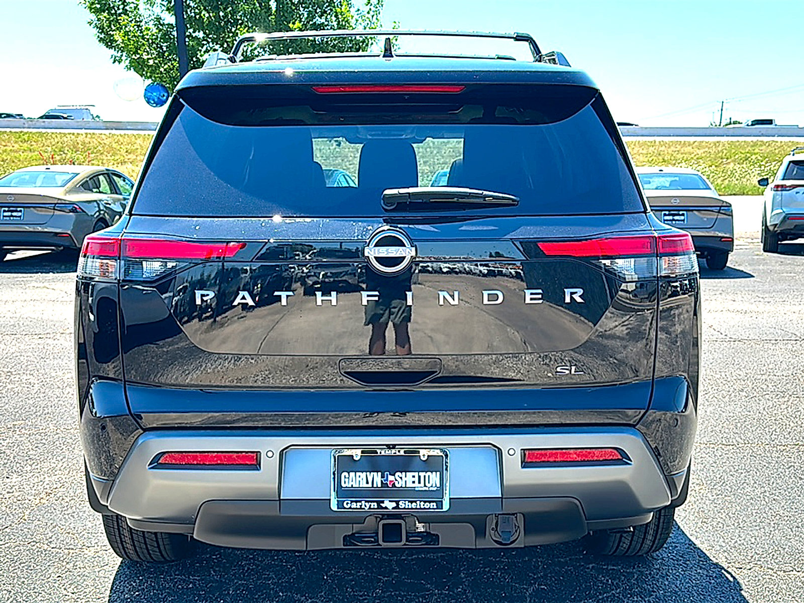 New 2026 Nissan Pathfinder SL w/ SL Premium Package FWD image 7