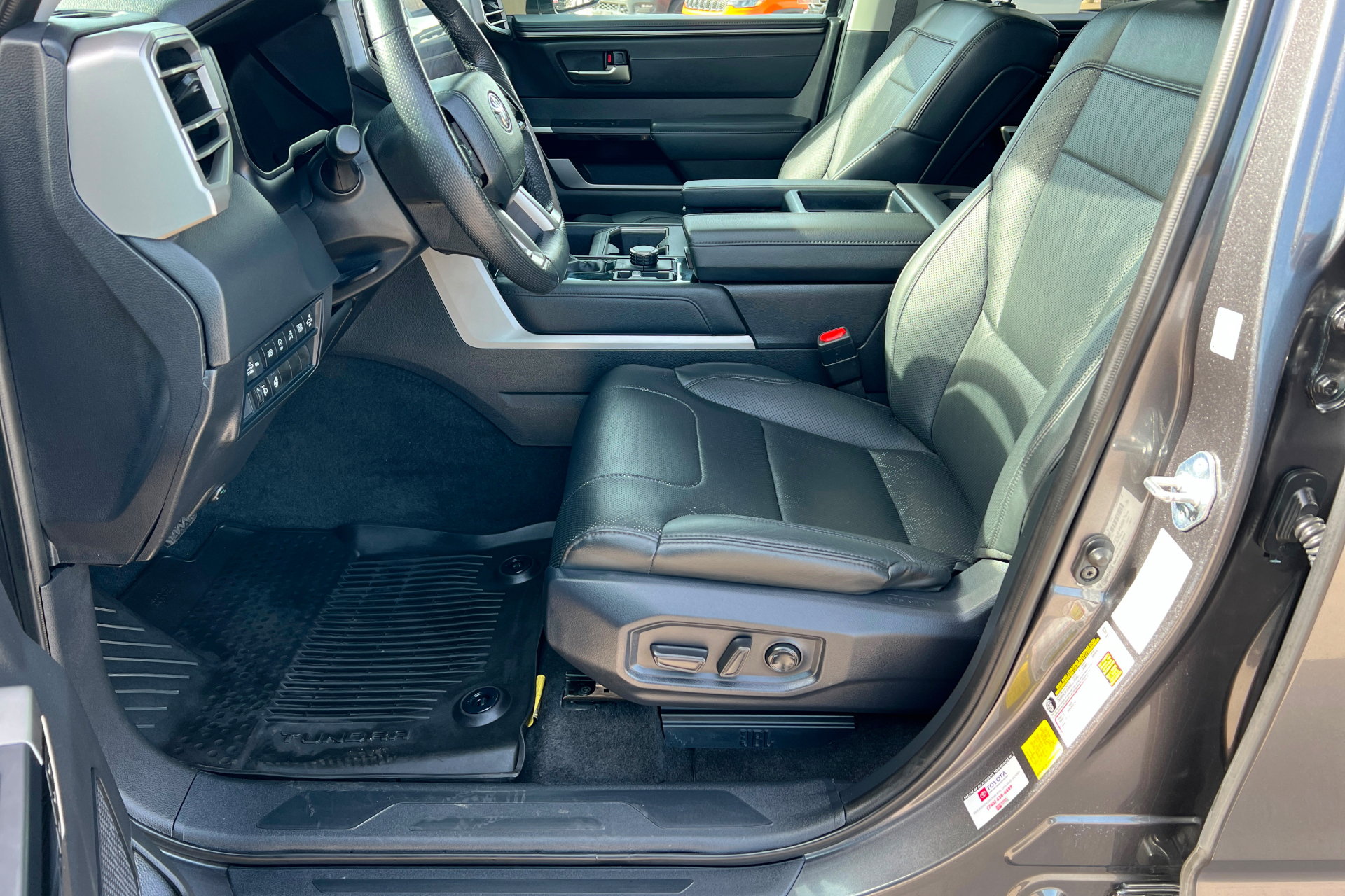 Used 2024 Toyota Tundra Limited image 18