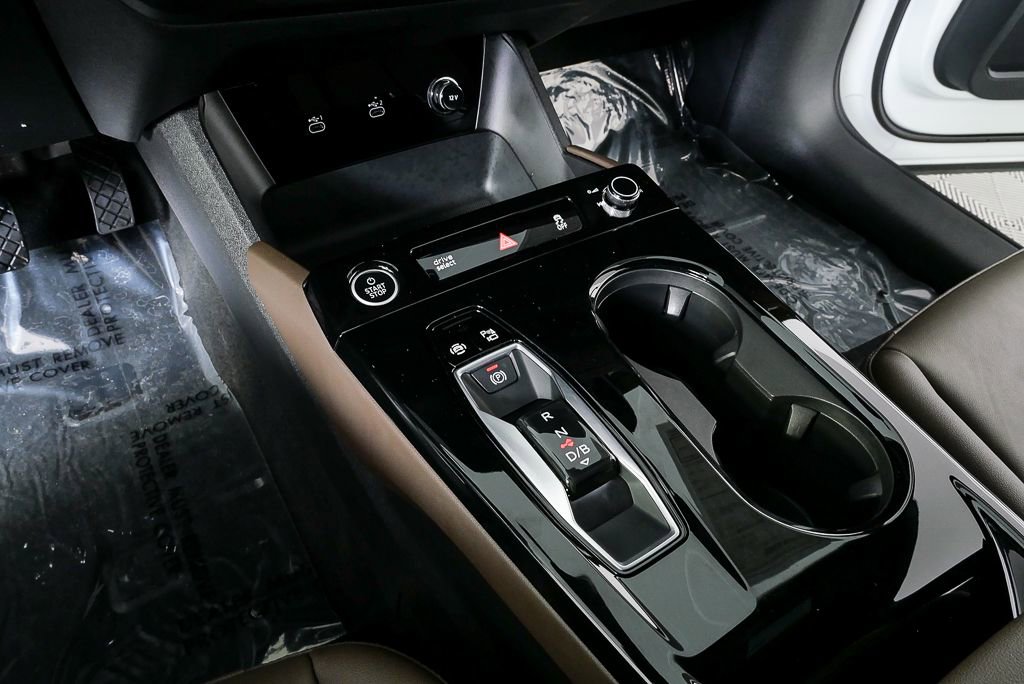 Certified 2025 Audi Q6 e-tron Premium image 17