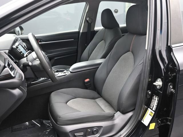 Used 2019 Toyota Camry LE FWD image 10