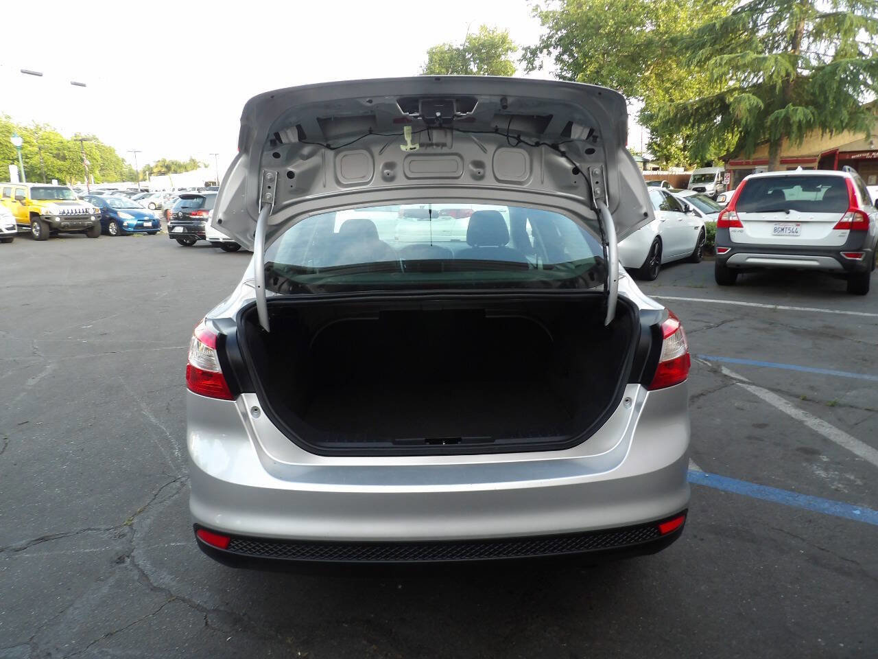 Used 2014 Ford Focus SE FWD image 10