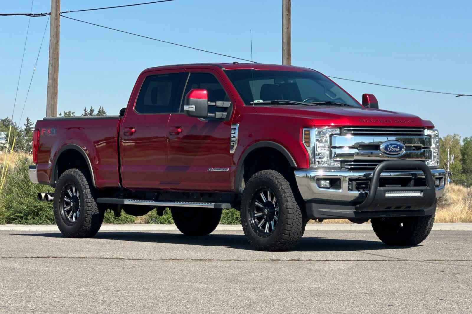 Used 2018 Ford F250 Lariat w/ Lariat Value Package AWD/4WD image 9
