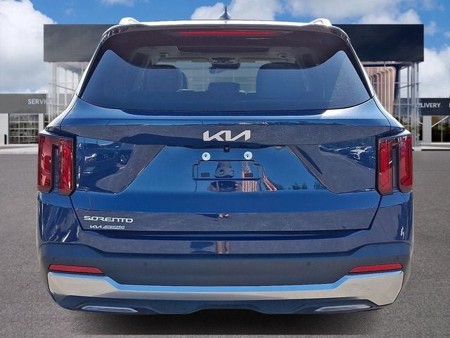 Certified 2025 Kia Sorento S w/ Panoramic Sunroof Package FWD image 5