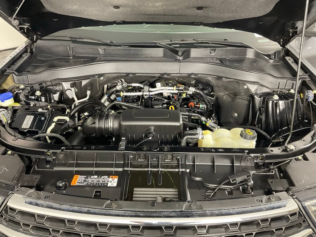 Certified 2022 Ford Explorer XLT RWD image 9