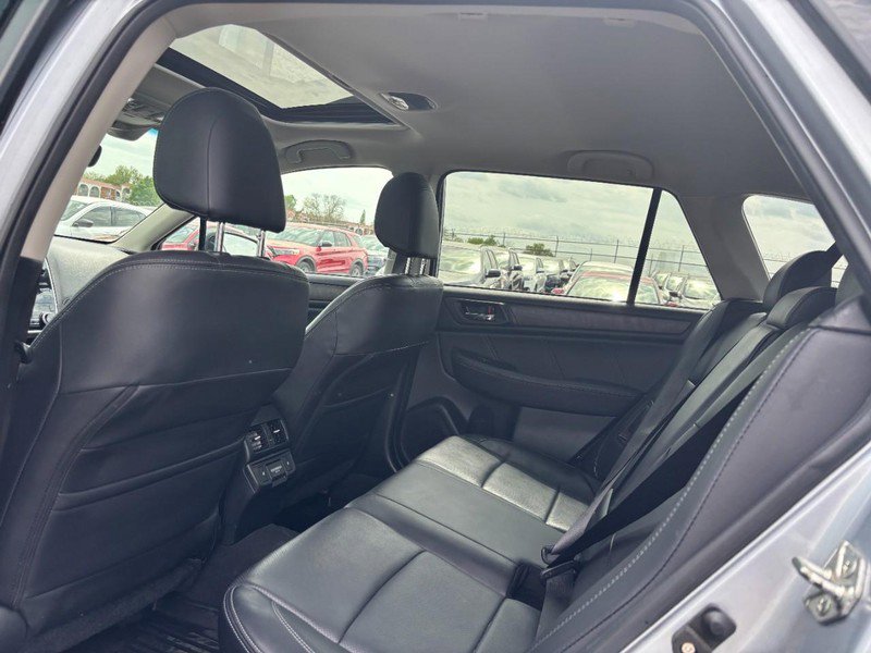 Used 2018 Subaru Outback 2.5i Limited image 12