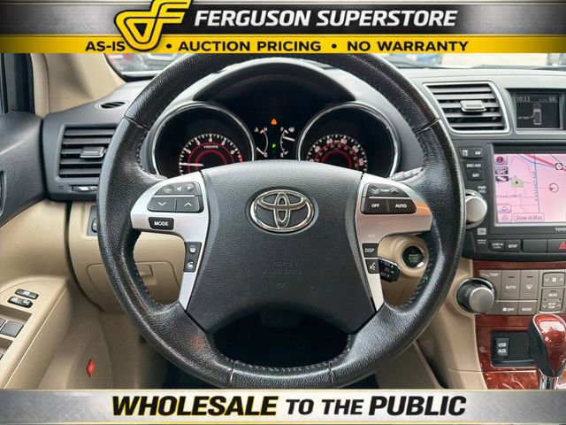 Used 2012 Toyota Highlander Limited w/ Tow Pkg AWD/4WD image 10
