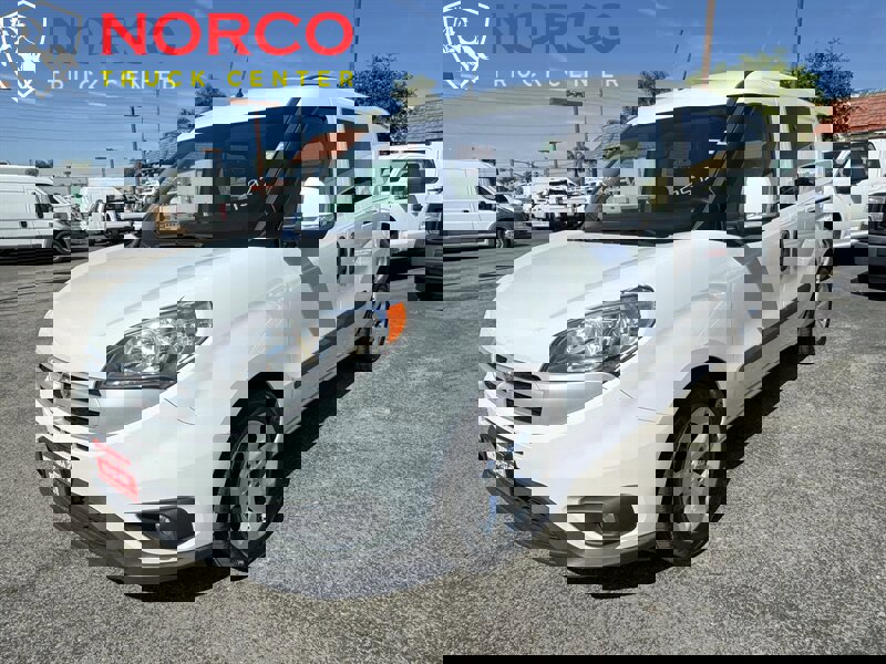 Used 2018 RAM ProMaster City SLT w/ Lights & Wheels Group image 5