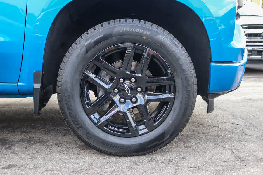 Used 2024 Chevrolet Silverado 1500 Custom w/ LPO, Dark Essentials Package RWD image 10
