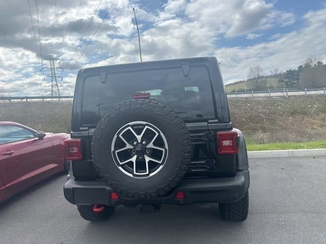 Used 2024 Jeep Wrangler Rubicon image 32