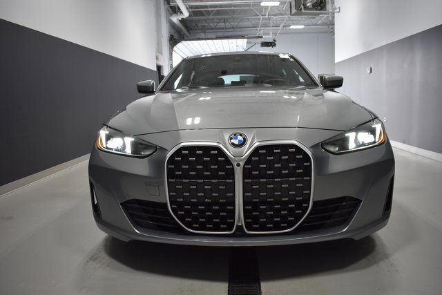 Used 2025 BMW 430i xDrive w/ Premium Package image 6