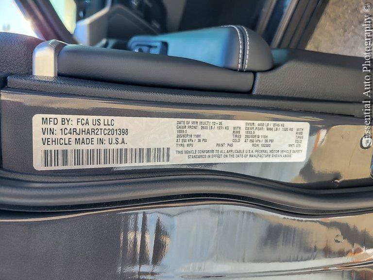 New 2026 Jeep Grand Cherokee Altitude AWD/4WD image 28