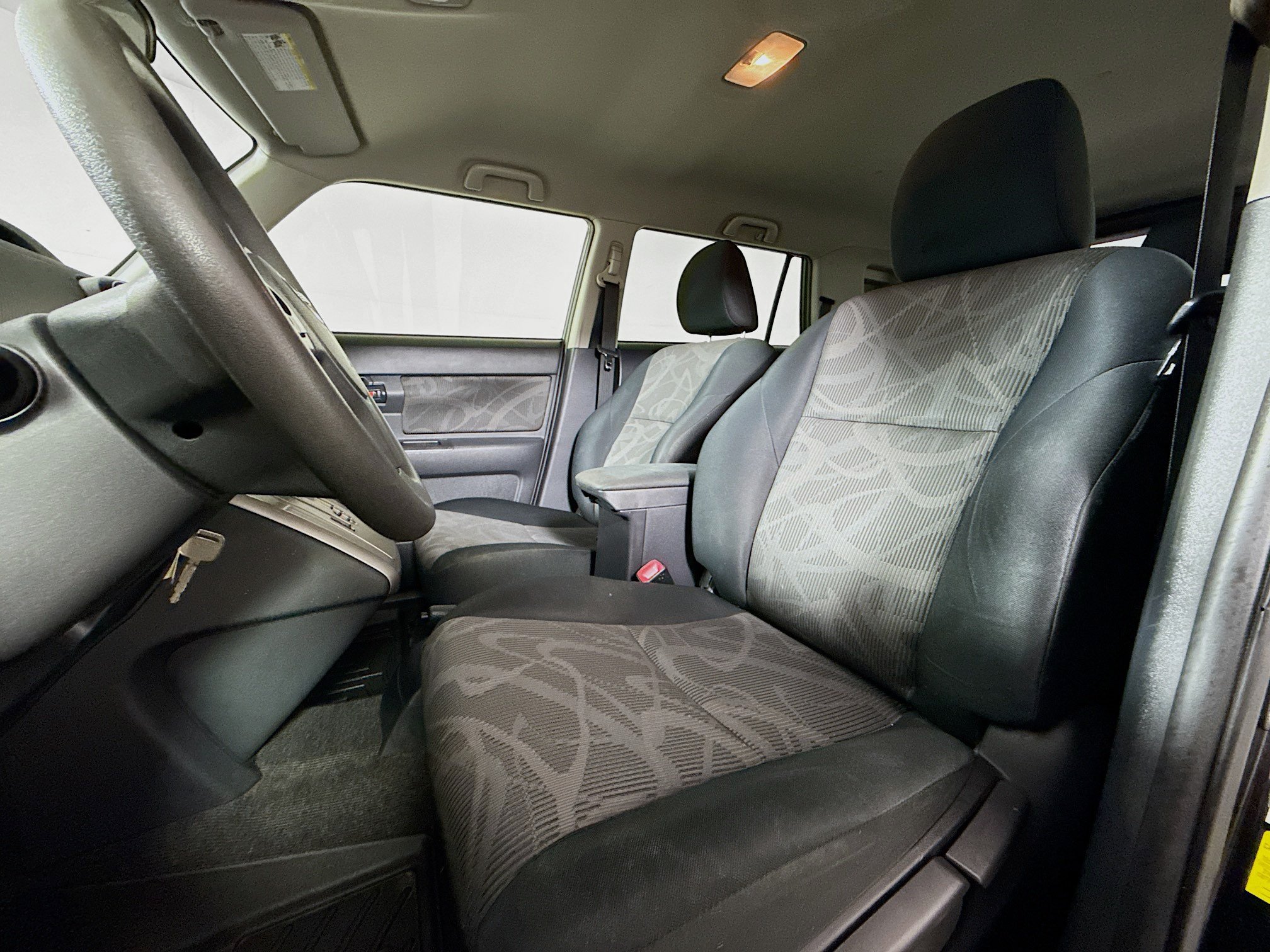 Used 2014 Scion xB FWD image 11