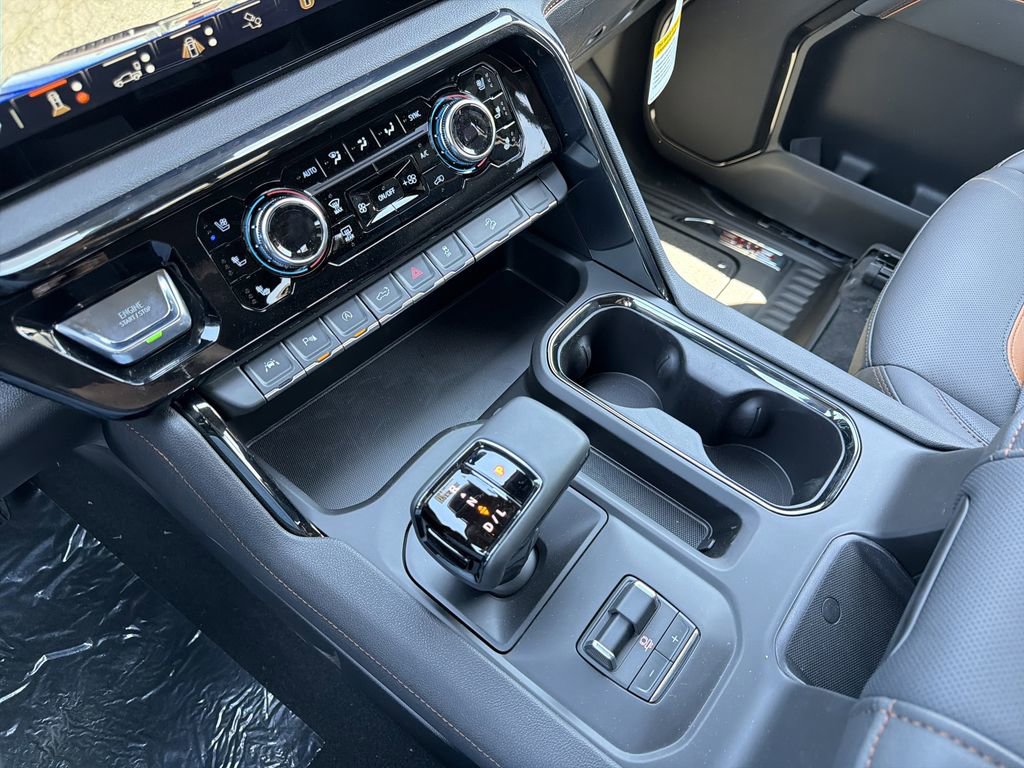 New 2026 GMC Sierra 1500 AT4 w/ Technology Package AWD/4WD image 7