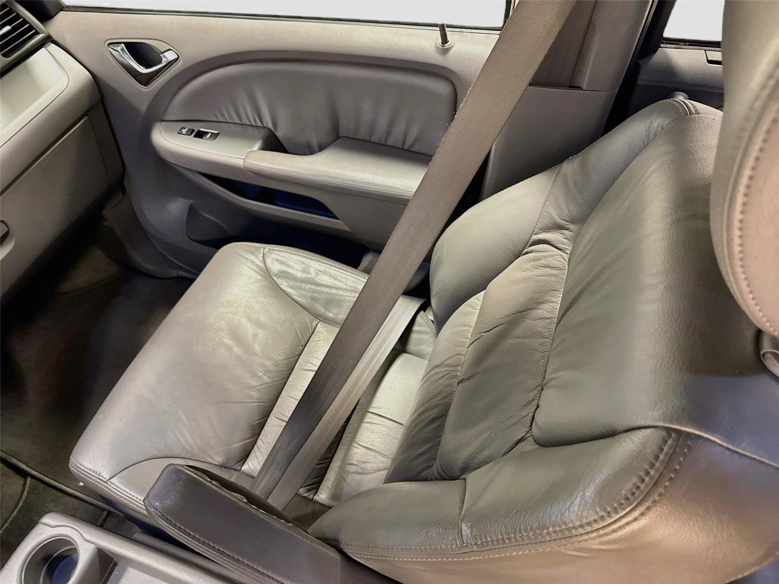 Used 2010 Honda Odyssey EX-L image 22