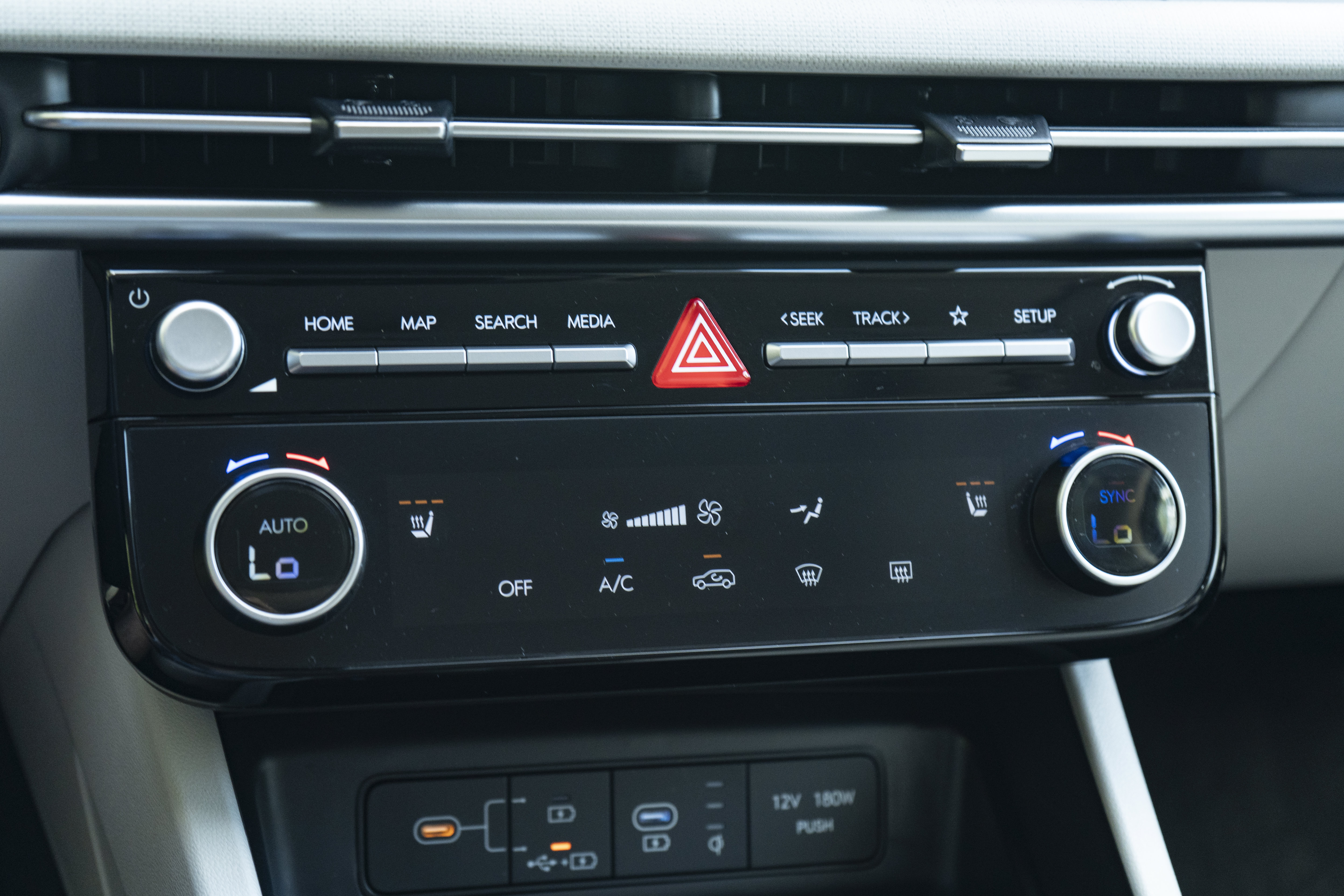 Used 2025 Hyundai Tucson SEL FWD image 31