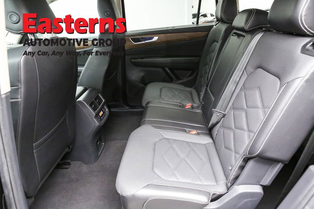 Used 2024 Volkswagen Atlas SE image 19