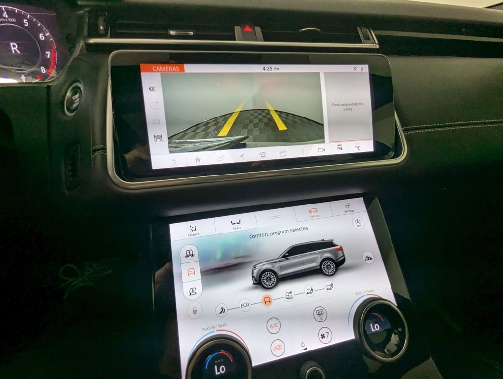 Used 2020 Land Rover Range Rover Velar R-Dynamic S image 13