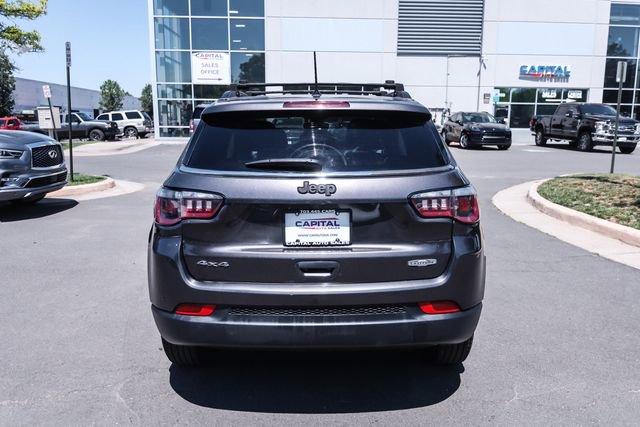 Used 2018 Jeep Compass Latitude w/ Cold Weather Group AWD/4WD image 9