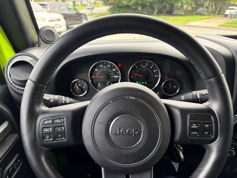 Used 2012 Jeep Wrangler Unlimited Sport AWD/4WD image 22