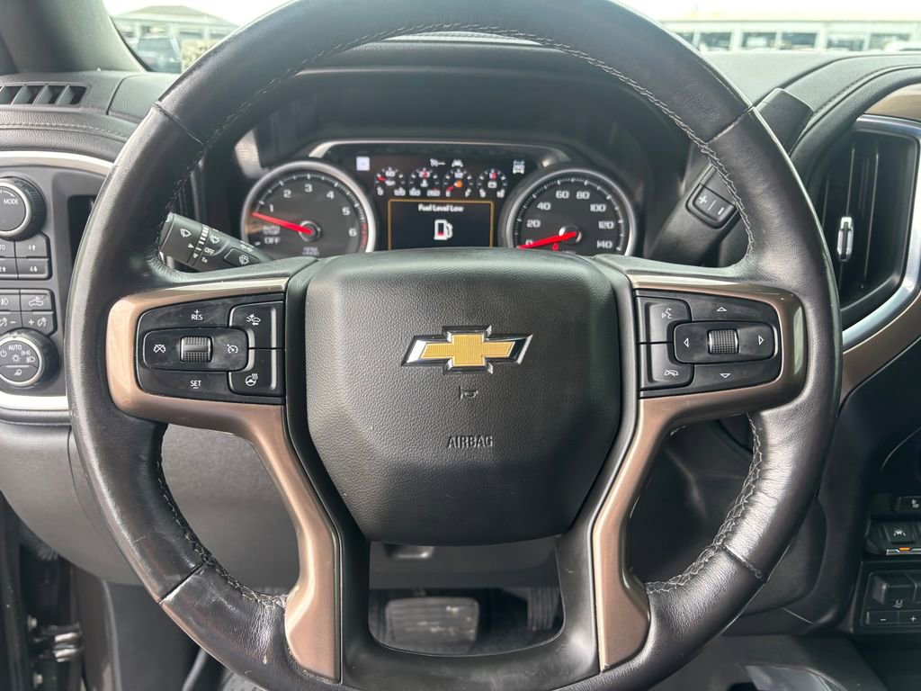 Used 2021 Chevrolet Silverado 1500 High Country w/ Technology Package image 15