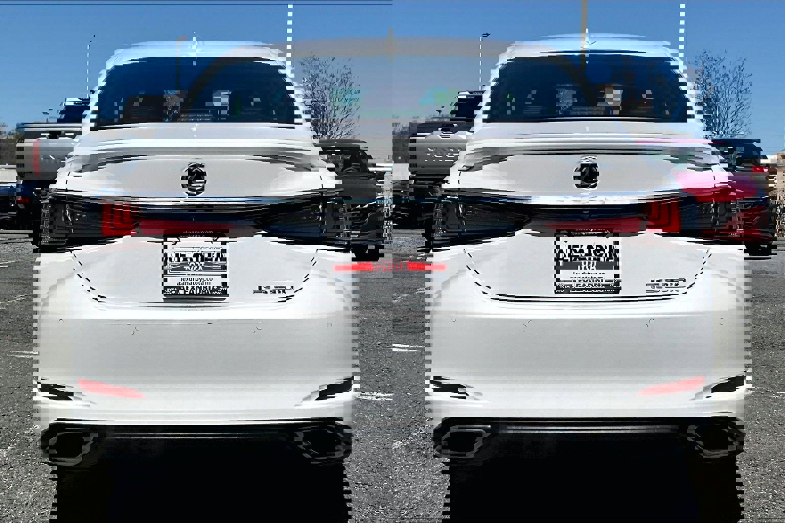 Used 2023 Lexus ES 350 w/ Premium Package image 4