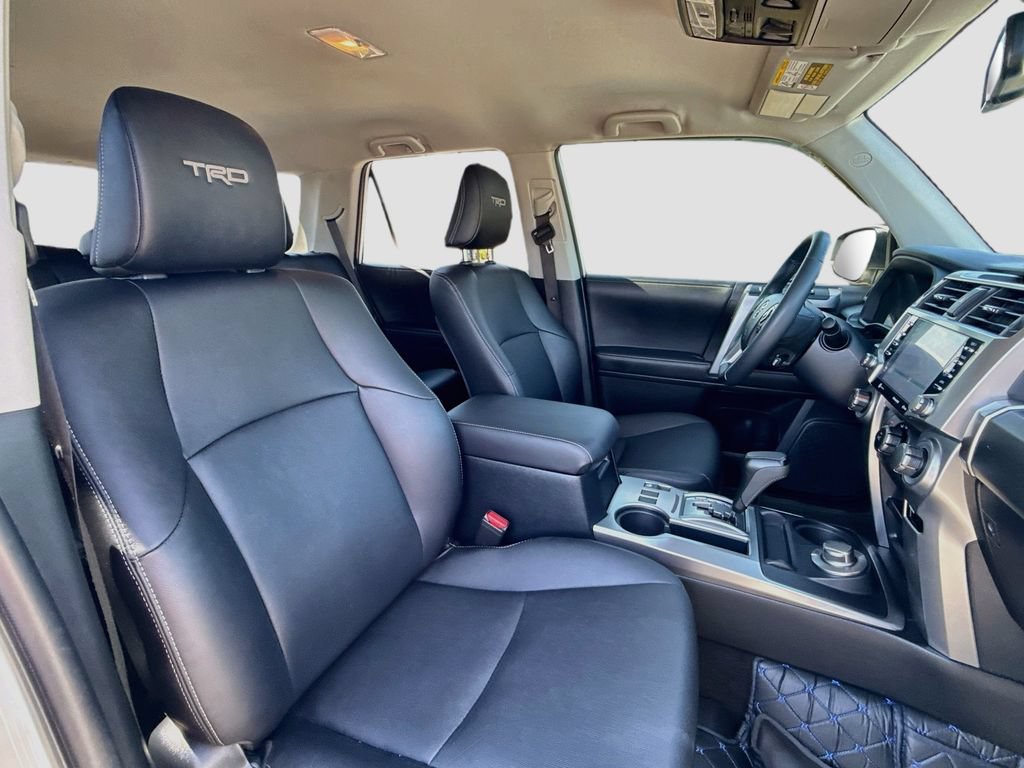 Used 2022 Toyota 4Runner TRD Sport w/ Technology Package AWD/4WD image 31