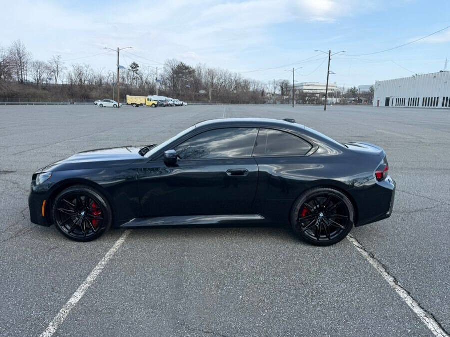 Used 2024 BMW M2 w/ Lighting Package image 5
