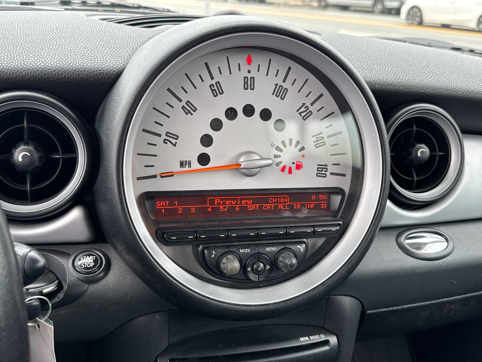 Used 2011 MINI Cooper Hardtop image 16