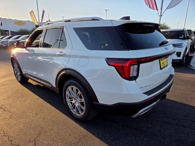 New 2027 Ford Explorer Platinum RWD image 3