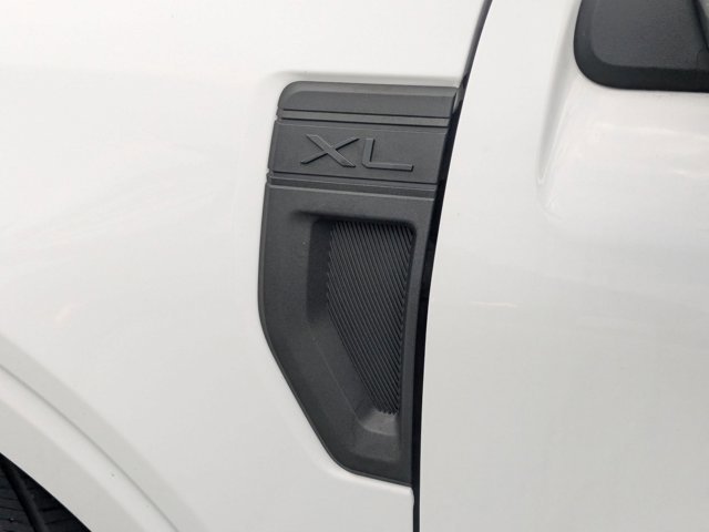 Used 2022 Ford Maverick XL FWD image 13