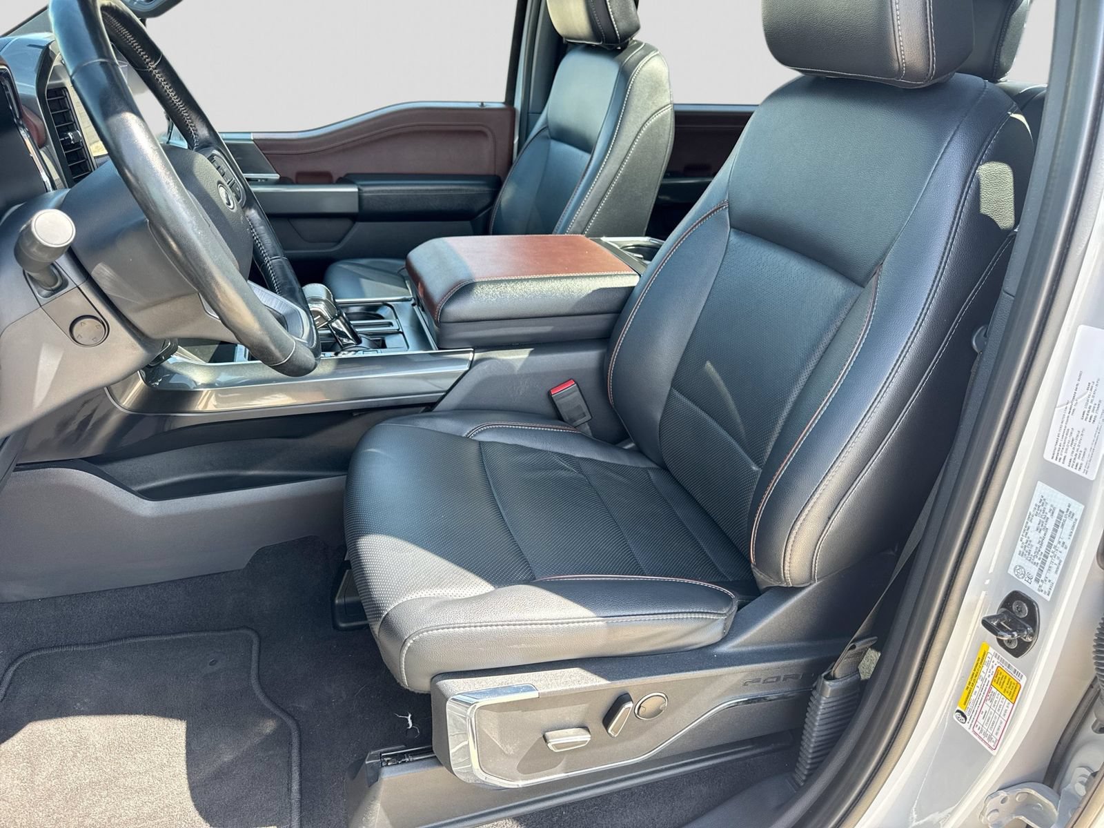 Used 2023 Ford F150 Lariat w/ Equipment Group 502A High AWD/4WD image 19