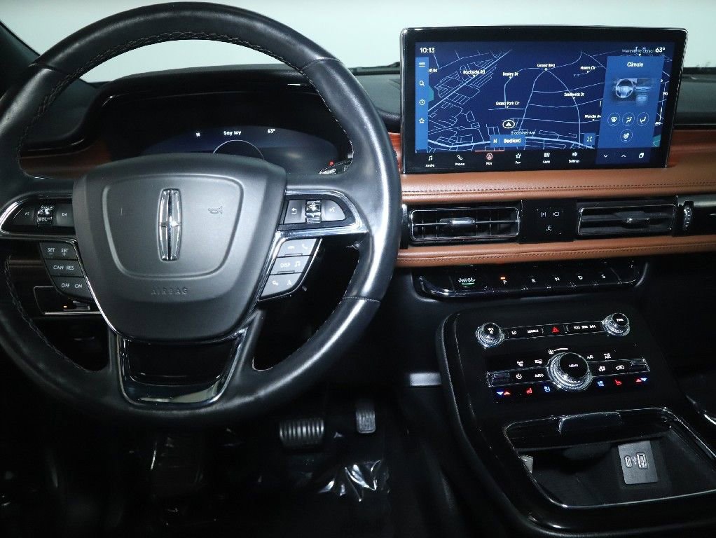 Certified 2022 Lincoln Nautilus Reserve AWD/4WD image 29