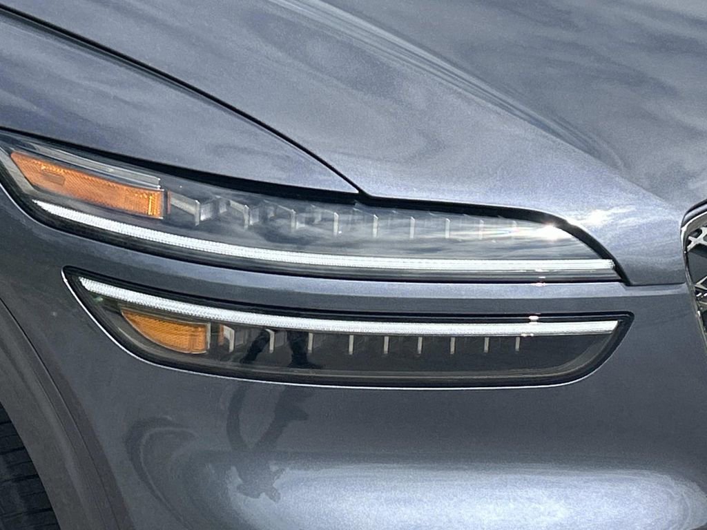 New 2026 Genesis GV70 2.5T Select image 9