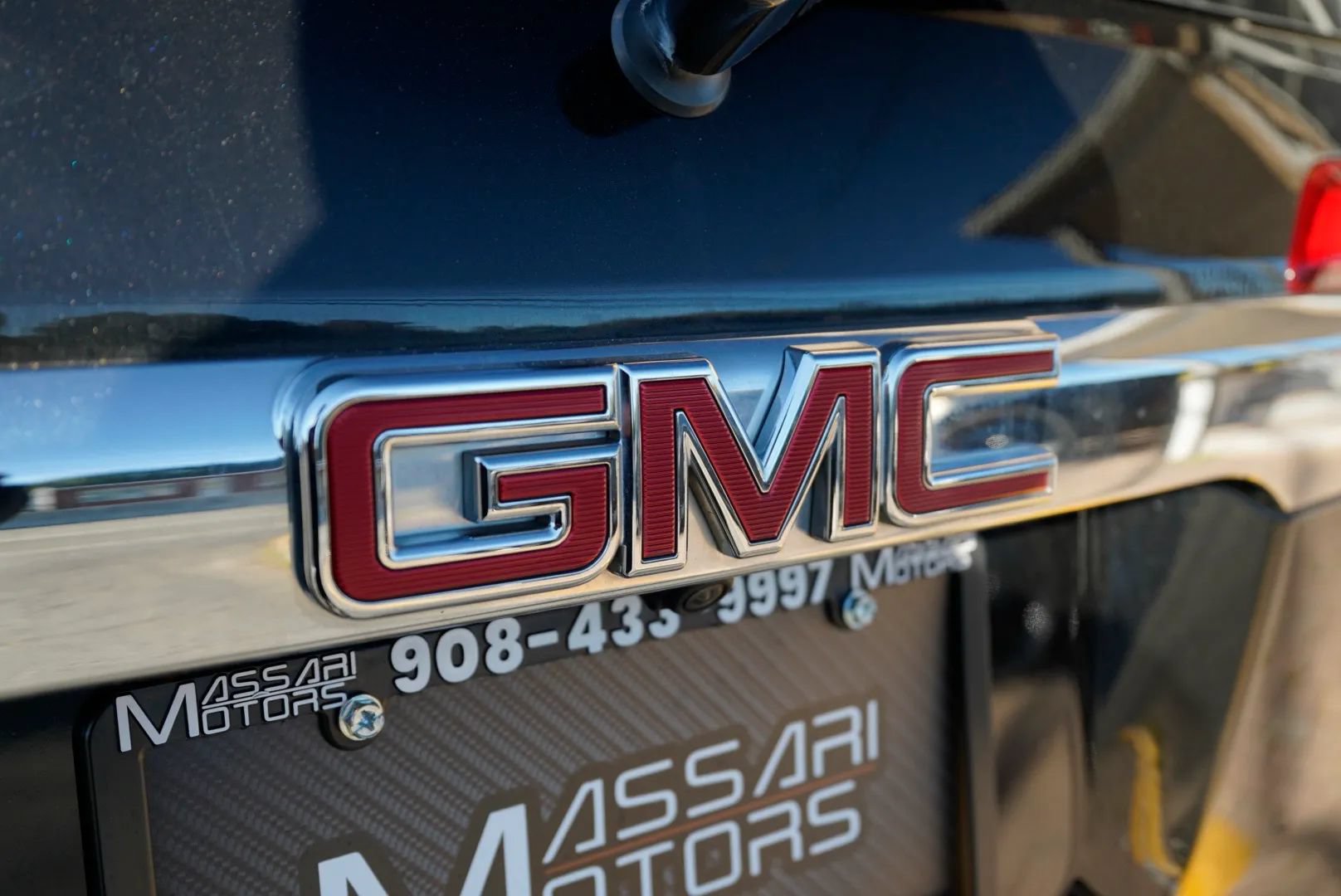 Used 2019 GMC Acadia Denali FWD image 13