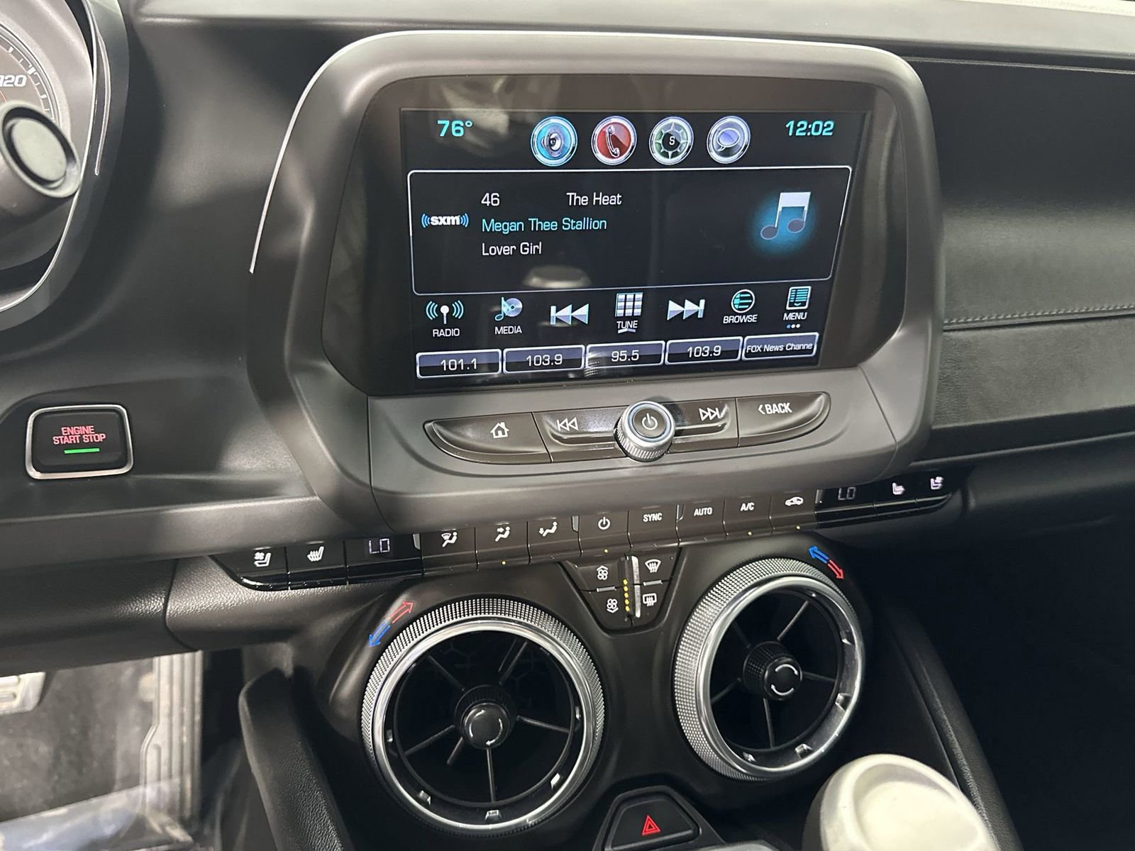 Used 2018 Chevrolet Camaro LT image 21