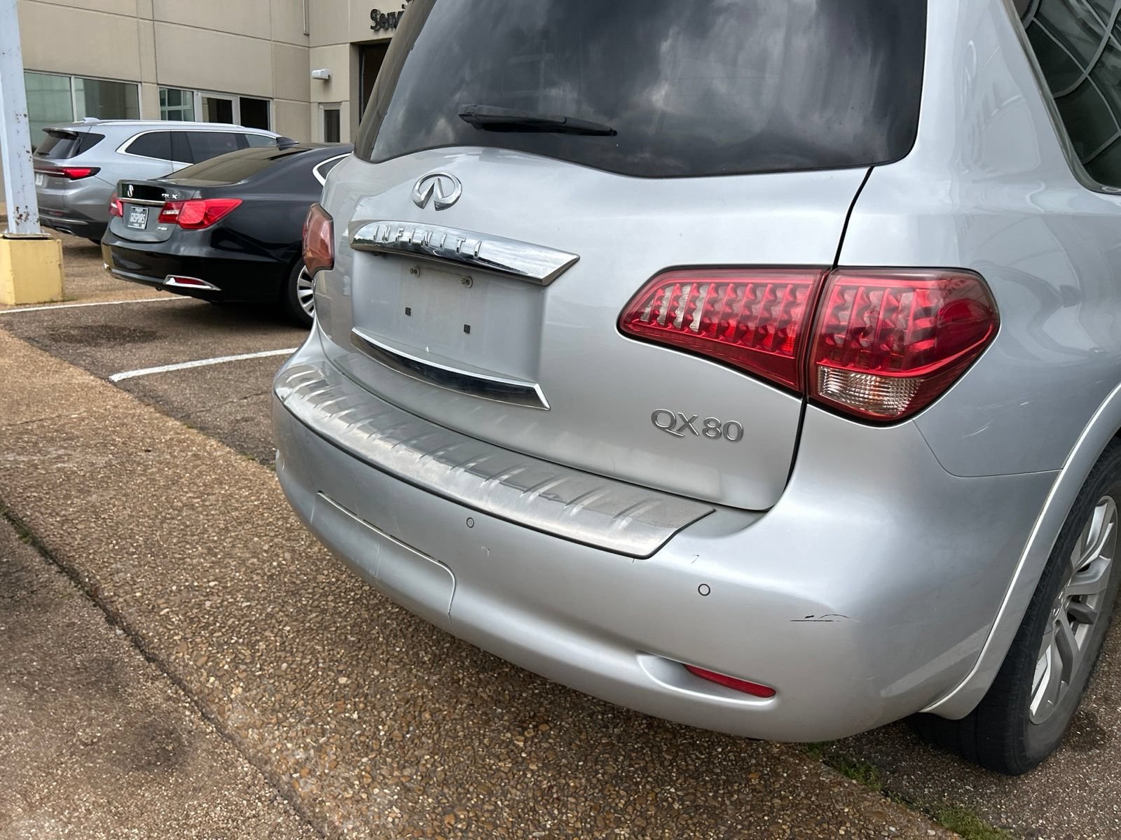 Used 2017 INFINITI QX80 2WD image 16